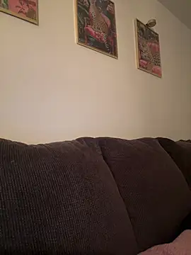 Snapshot of icelyne_2001 chatting on 02/20/26, 06:26 icelyne 2001 online show from 02/20/26, 06:26