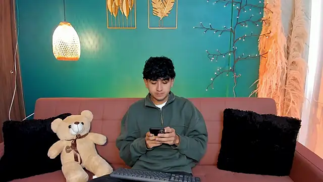 Christopher Monroe  online show from 01/17/26, 01:38