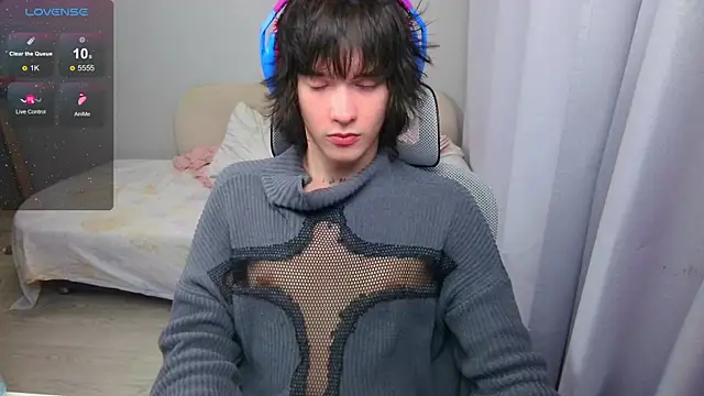 LeonBoykisser online show from 05/11/26, 07:22