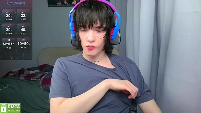 LeonBoykisser online show from 05/19/26, 10:05