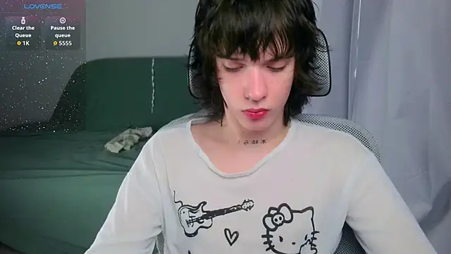 LeonBoykisser online show from 07/07/26, 12:20