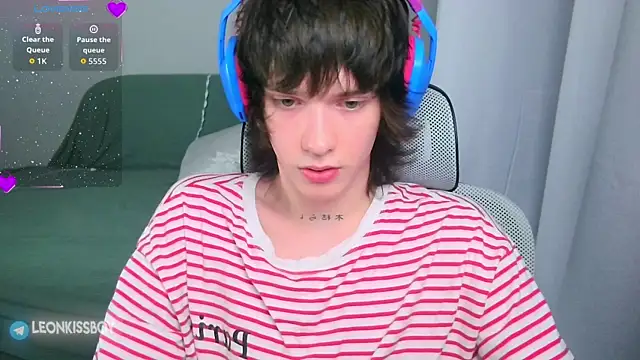 LeonBoykisser online show from 07/09/26, 10:08