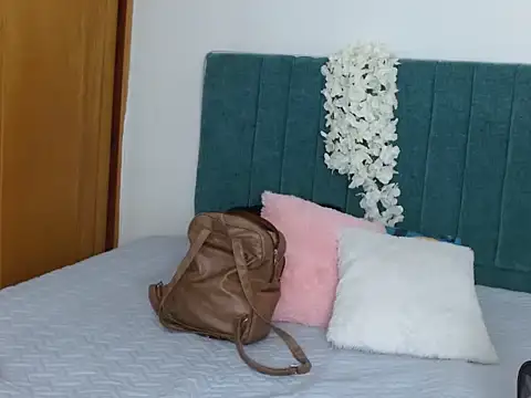 carolinacrus02 online show from 01/15/26, 06:55