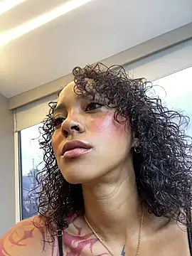 LizStorm  online show from 05/17/26, 12:45