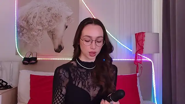 Emily Simon online show from 05/14/26, 05:03