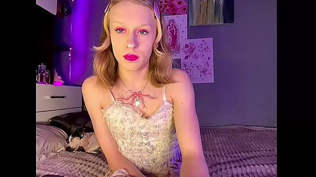 miss barbie111 online show from 04/12/26, 09:42