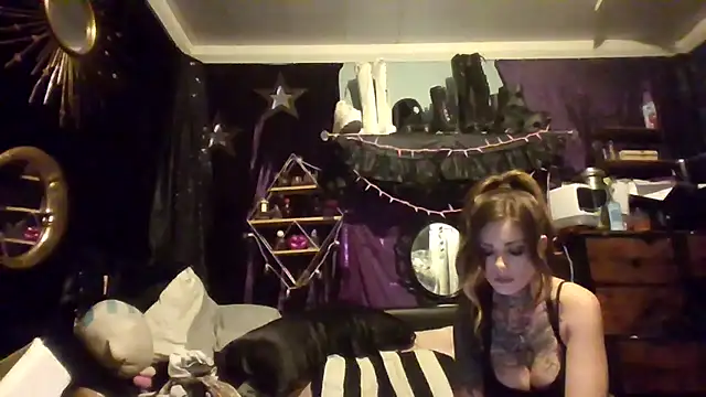 allymoon1369 online show from 05/14/26, 08:21