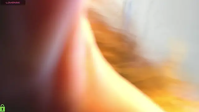 Snapshot of Eva_Anderson chatting on 02/15/26, 01:24 Eva Anderson online show from 02/15/26, 01:24