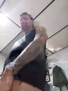 ahsssex2026 online show from 02/04/26, 05:35