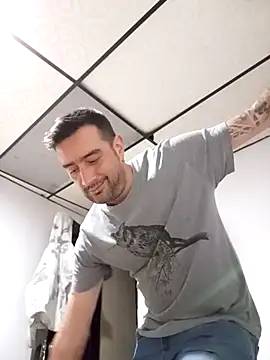 ahsssex2026 online show from 02/05/26, 07:13