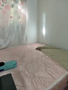 dolunay farah online show from 04/01/26, 01:41