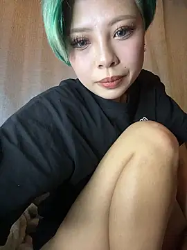 BADBITCHISAKI online show from 04/03/26, 11:19