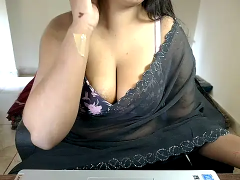 Its Soniya69 online show from 05/08/26, 03:12
