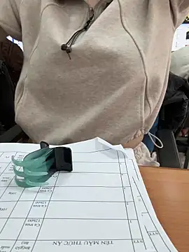 Snapshot of Donna9696 chatting on 03/04/26, 01:22 Donna9696 online show from 03/04/26, 01:22