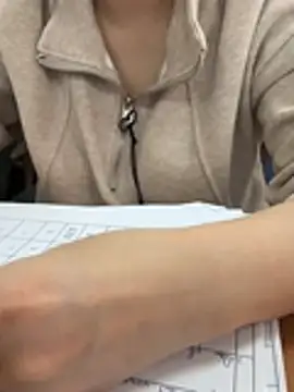 Snapshot of Donna9696 chatting on 03/11/26, 01:33 Donna9696 online show from 03/11/26, 01:33