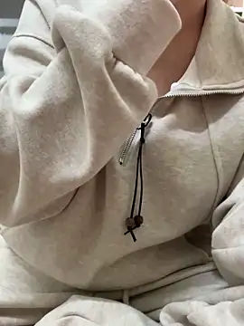 Snapshot of Donna9696 chatting on 03/11/26, 01:39 Donna9696 online show from 03/11/26, 01:39