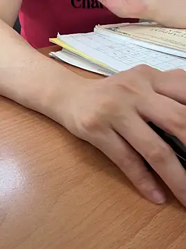 Snapshot of Donna9696 chatting on 04/11/26, 07:45 Donna9696 online show from 04/11/26, 07:45