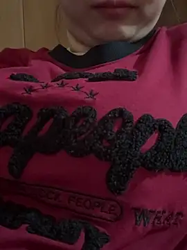 Snapshot of Donna9696 chatting on 04/12/26, 01:43 Donna9696 online show from 04/12/26, 01:43