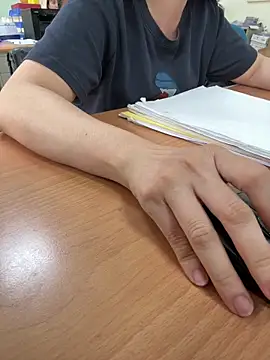 Snapshot of Donna9696 chatting on 04/13/26, 01:00 Donna9696 online show from 04/13/26, 01:00