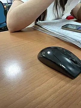 Snapshot of Donna9696 chatting on 04/16/26, 01:28 Donna9696 online show from 04/16/26, 01:28