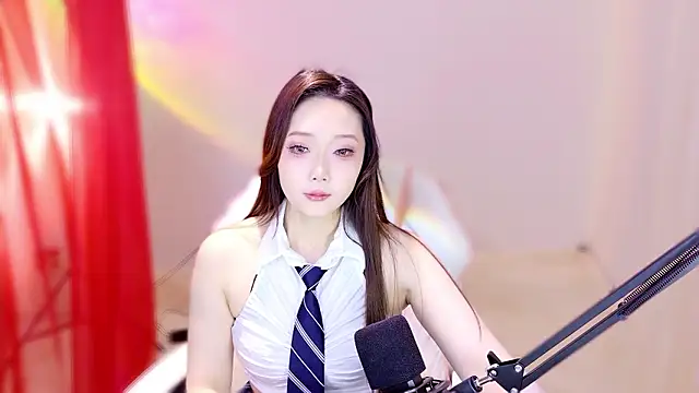 luna-168 online show from 02/13/26, 11:39