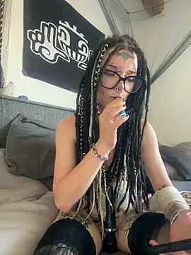 demonLamia online show from 06/15/26, 01:24