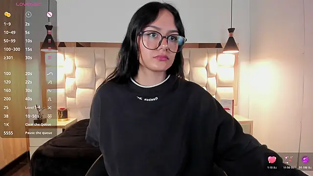 NiccolleHall online show from 02/17/26, 01:07