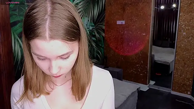 vickky shy online show from 03/12/26, 06:14