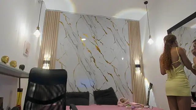 Zoey Taylor07 online show from 05/19/26, 12:22