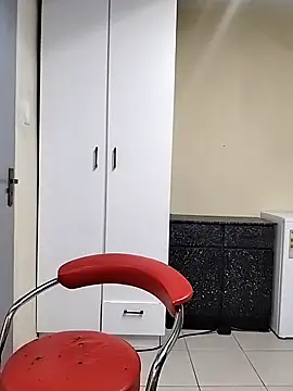 Snapshot of LUNAARXO1 chatting on 02/13/26, 02:51 LUNAARXO1 online show from 02/13/26, 02:51