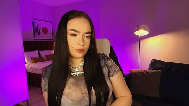 tinafox  online show from 01/17/26, 08:30