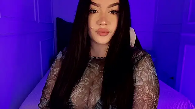 tinafox  online show from 05/01/26, 02:43