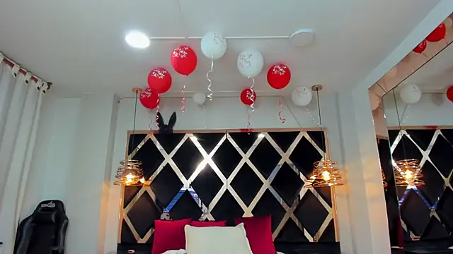 Mia cartther online show from 02/21/26, 11:00