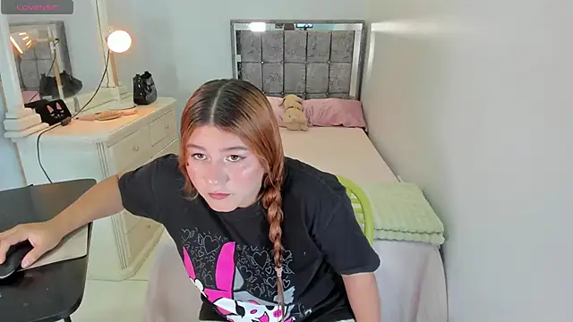  Luciana 1 online show from 02/13/26, 08:05