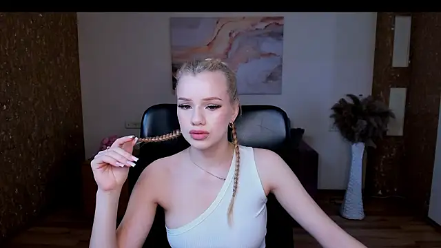 Snapshot of Stacy_Western chatting on 02/28/26, 12:50 Stacy Western online show from 02/28/26, 12:50