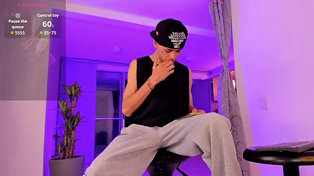 LennerCollins  online show from 04/05/26, 03:47