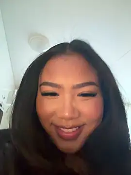 Snapshot of TitiTinyThai chatting on 03/25/26, 04:57 TitiTinyThai online show from 03/25/26, 04:57