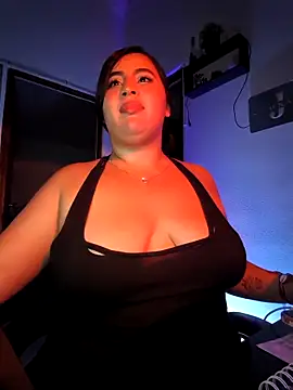 ScarleGrace online show from 04/13/26, 03:01