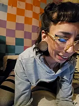 xxEMMxxx online show from 03/04/26, 05:57