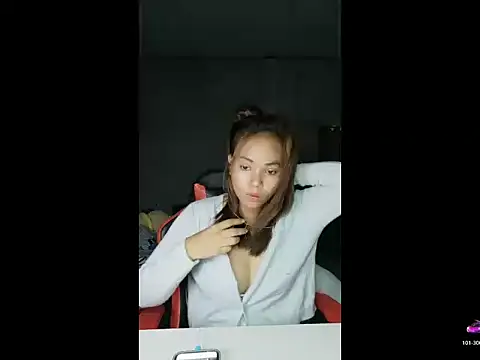 Pearlveil online show from 03/09/26, 03:32