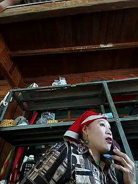 Snapshot of Jooj- chatting on 04/12/26, 03:33 Jooj- online show from 04/12/26, 03:33