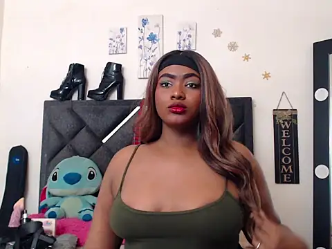 Natashabella    online show from 01/16/26, 07:18