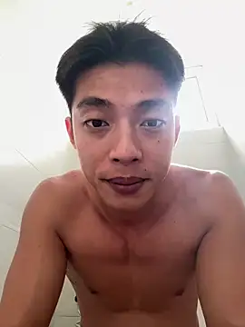 Yooo17 online show from 04/09/26, 02:55
