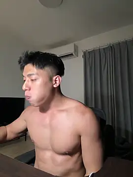 Yooo17 online show from 04/18/26, 02:10