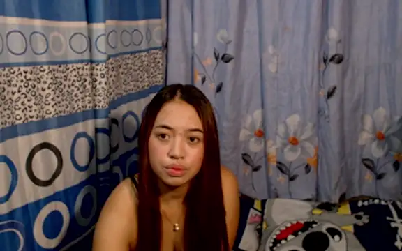 Snapshot of pinay_mayahiga chatting on 04/19/26, 01:32 pinay mayahiga online show from 04/19/26, 01:32