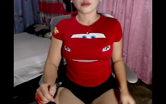 pinay mayahiga online show from 07/18/26, 01:48