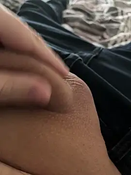 longdong00789 online show from 02/11/26, 11:37