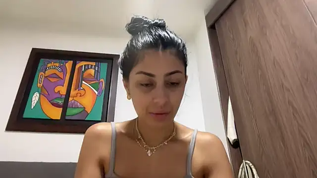 AbrilSantosxo online show from 06/12/26, 12:26