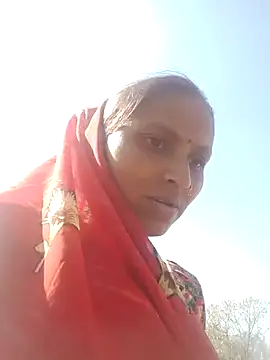 Juli rathore online show from 03/08/26, 05:22