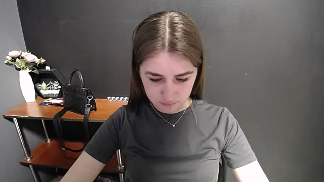 Sunny siren online show from 05/05/26, 12:35